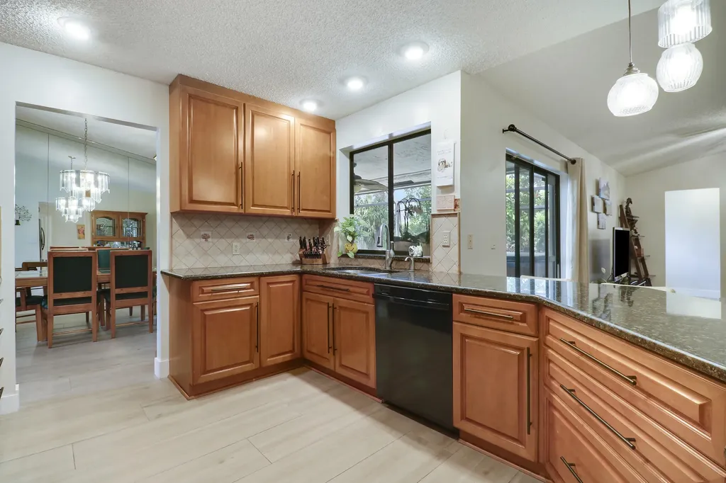 15821 Sedgewyck Circle N Davie FL 33331