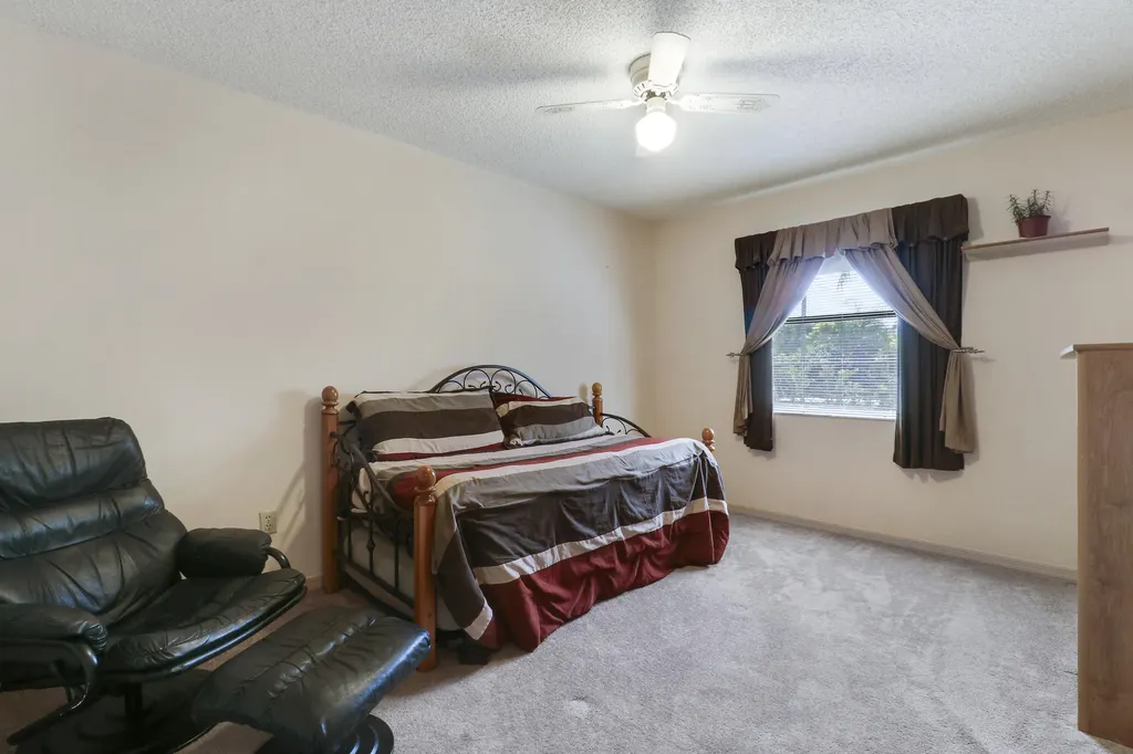 15821 Sedgewyck Circle N Davie FL 33331