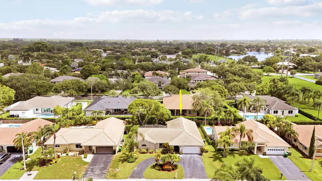 15821 Sedgewyck Circle N Davie FL 33331