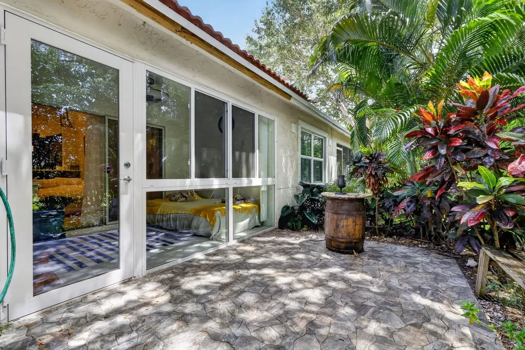 14243 W La Sedona Delray Beach FL 33484