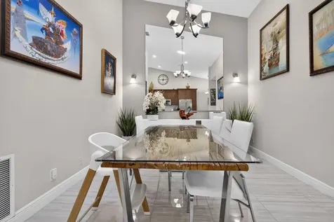 14243 W La Sedona Delray Beach FL 33484