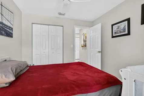 14243 W La Sedona Delray Beach FL 33484