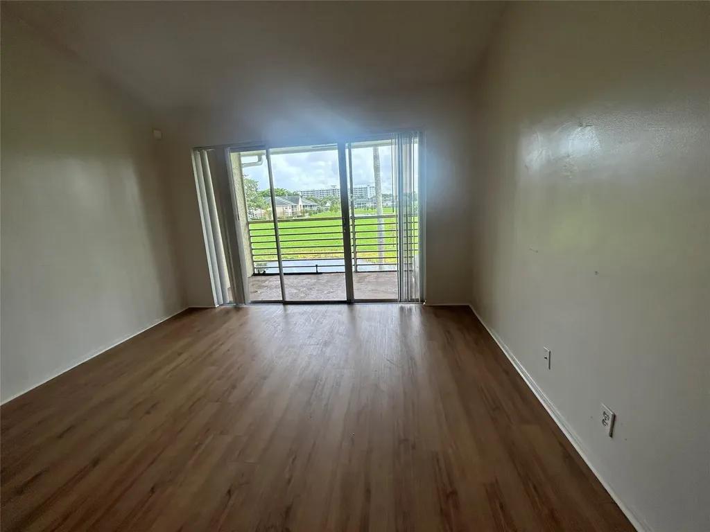 2823 N Course Drive Pompano Beach FL 33069
