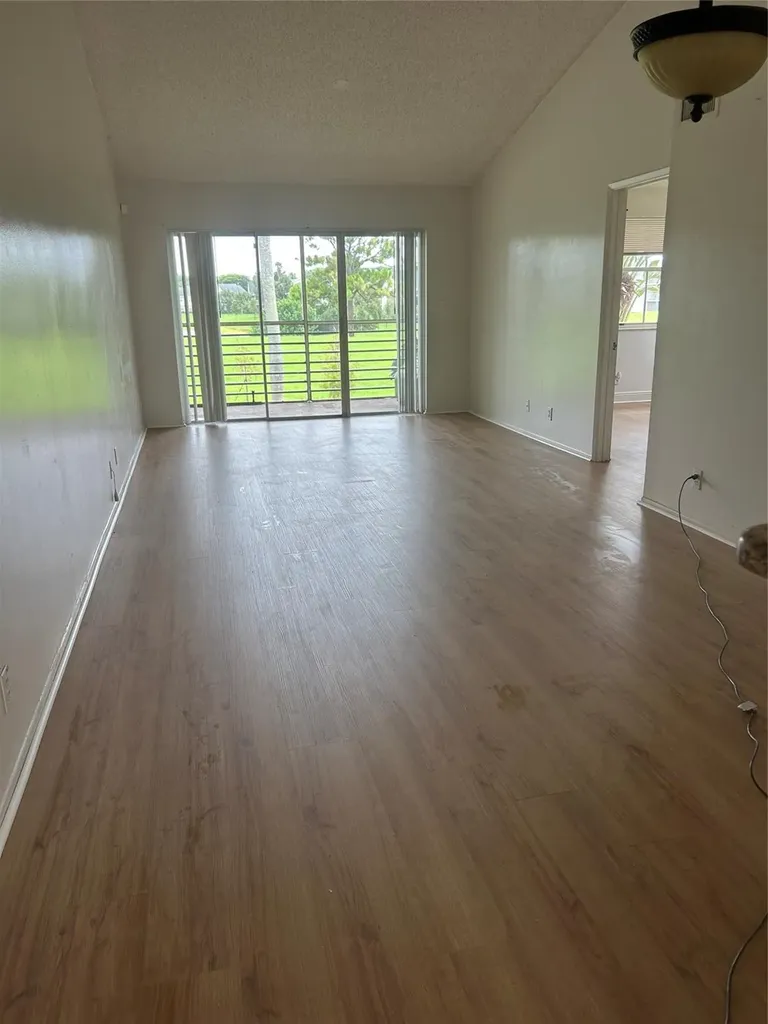 2823 N Course Drive Pompano Beach FL 33069