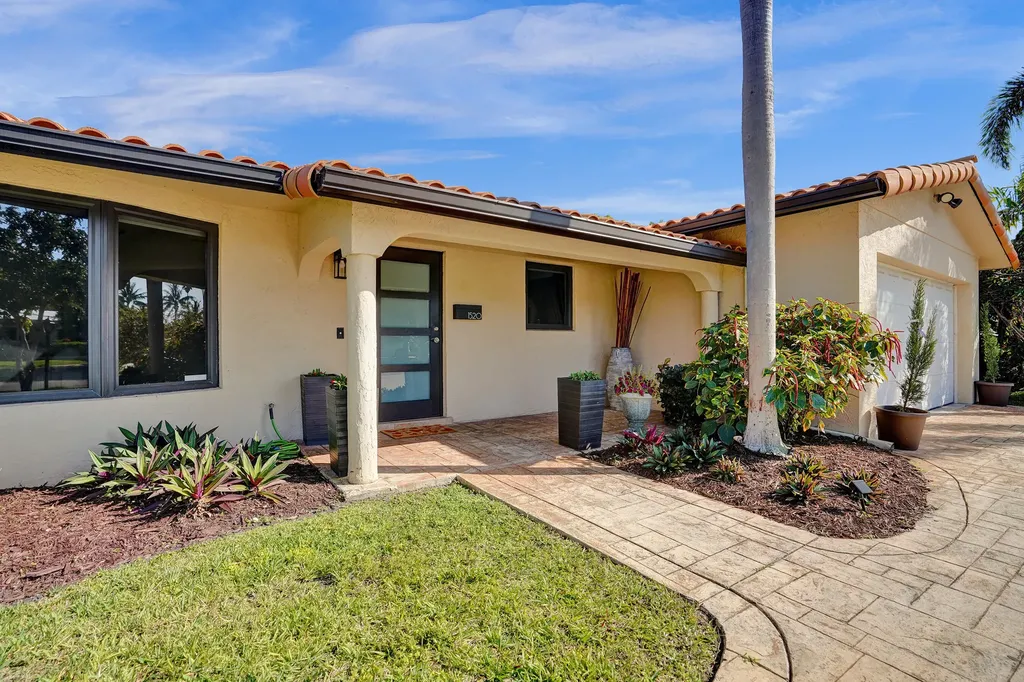 1520 NE 53rd Street Fort Lauderdale FL 33334