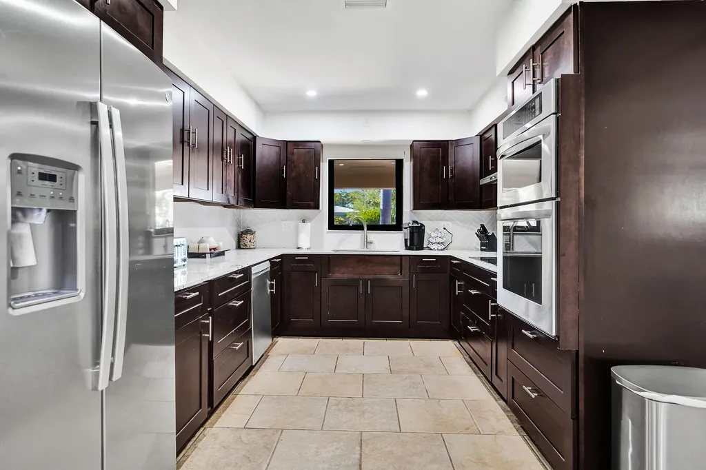 1520 NE 53rd Street Fort Lauderdale FL 33334