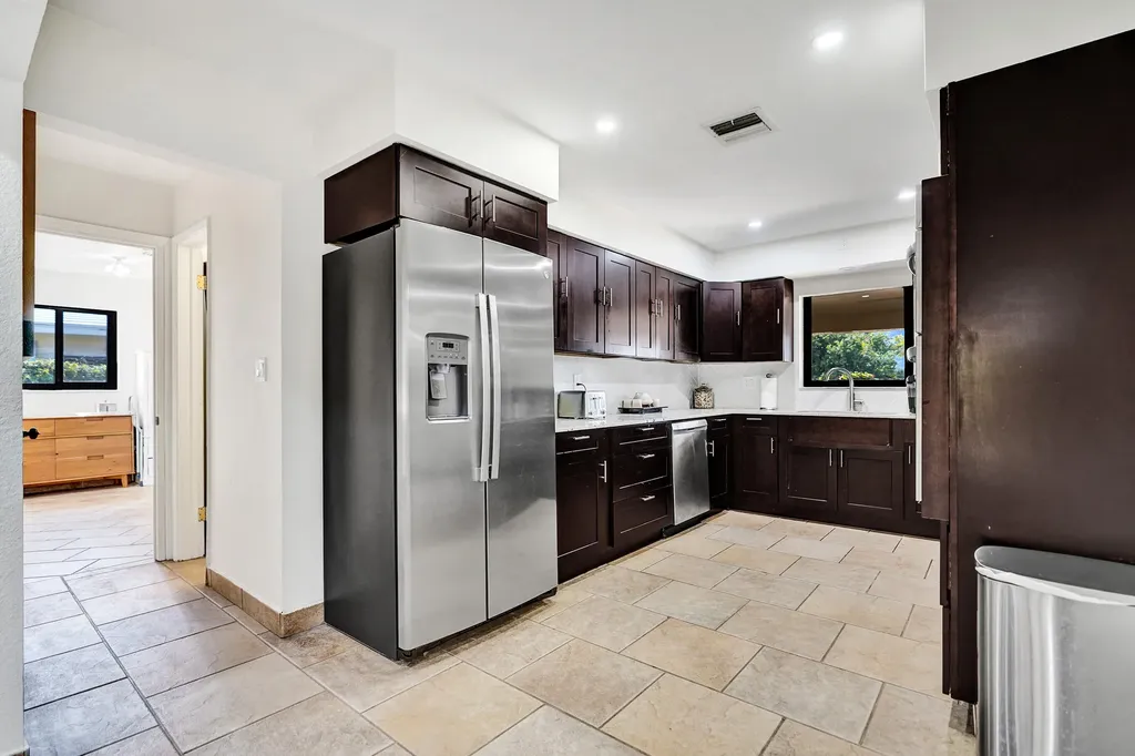 1520 NE 53rd Street Fort Lauderdale FL 33334