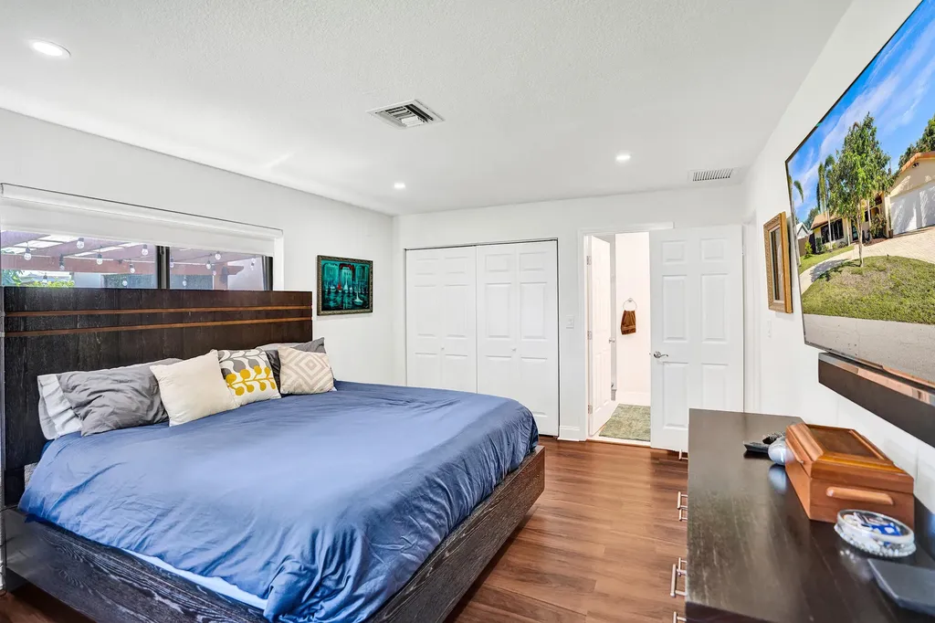 1520 NE 53rd Street Fort Lauderdale FL 33334