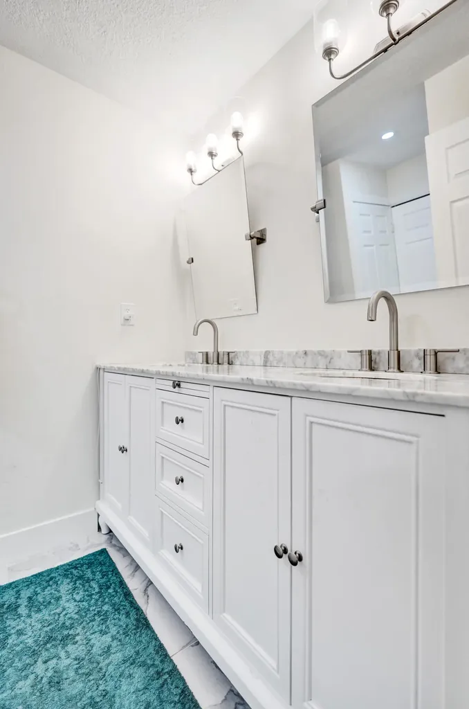 1520 NE 53rd Street Fort Lauderdale FL 33334