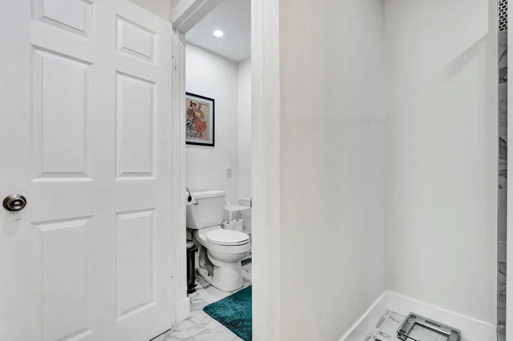 1520 NE 53rd Street Fort Lauderdale FL 33334