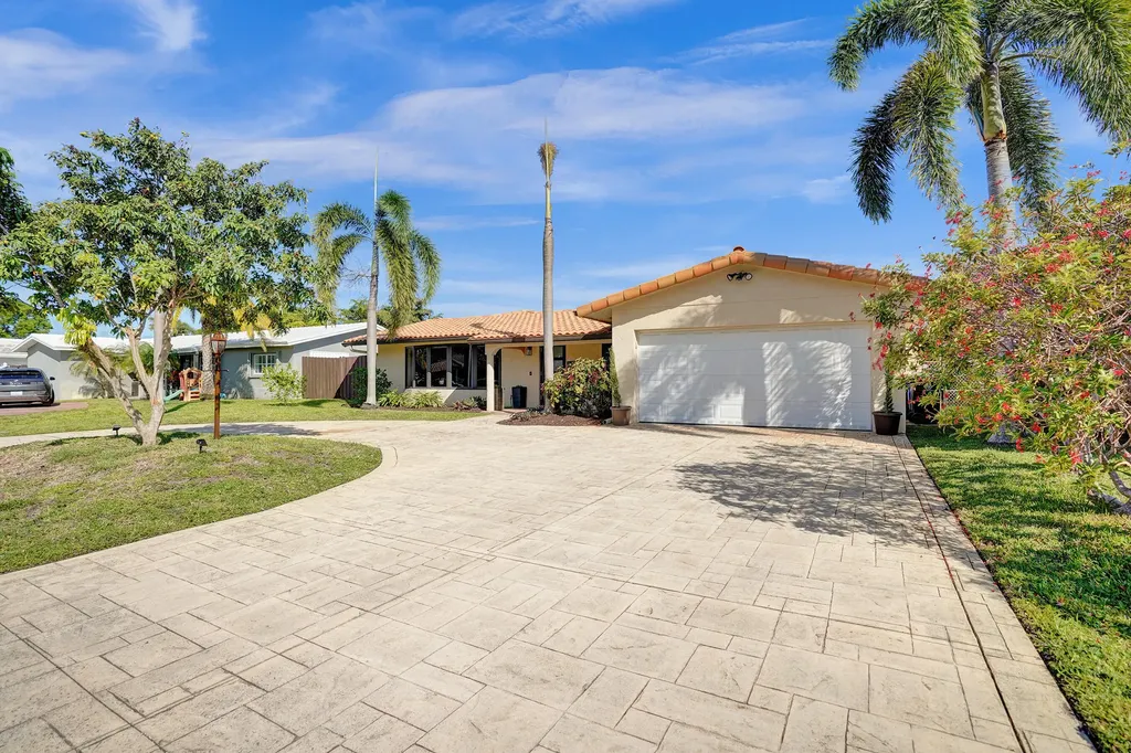 1520 NE 53rd Street Fort Lauderdale FL 33334