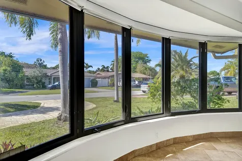 1520 NE 53rd Street Fort Lauderdale FL 33334