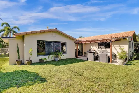 1520 NE 53rd Street Fort Lauderdale FL 33334