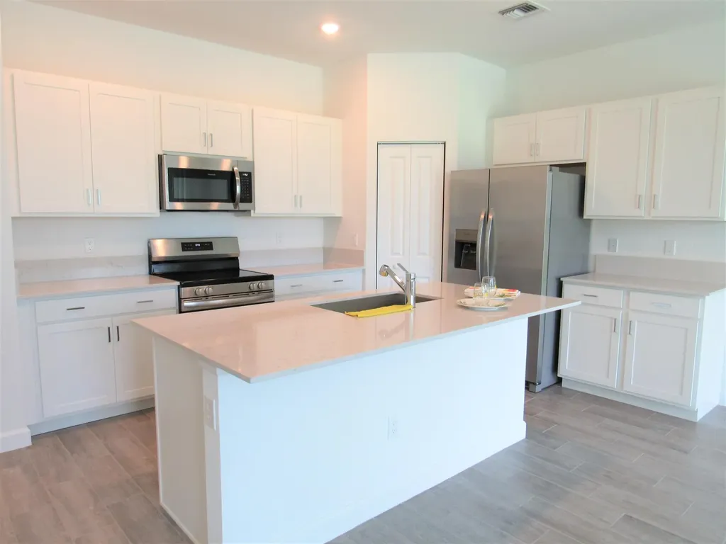 4332 Pond Lily Lane Lake Worth FL 33467