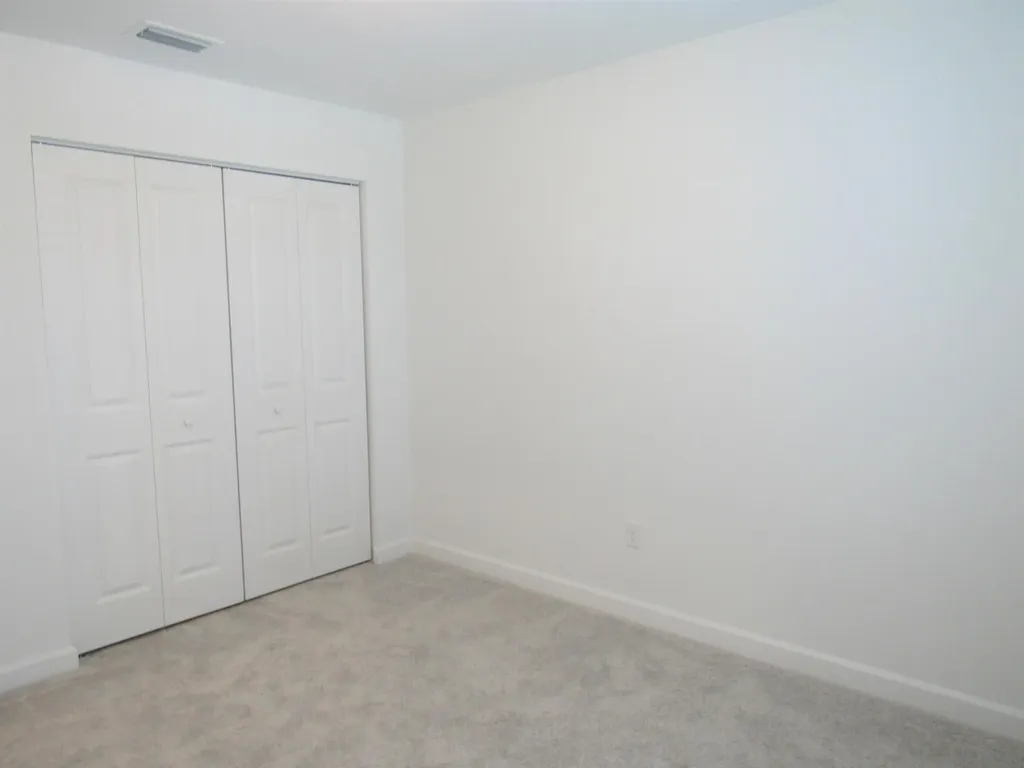 4332 Pond Lily Lane Lake Worth FL 33467