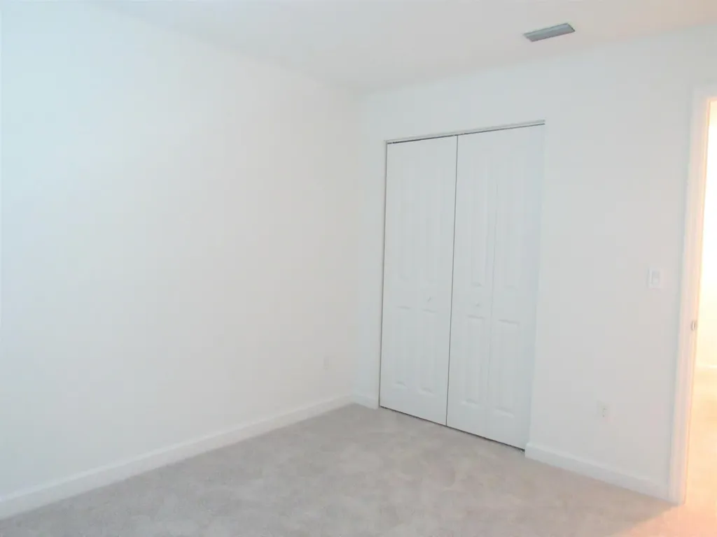 4332 Pond Lily Lane Lake Worth FL 33467