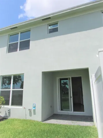 4332 Pond Lily Lane Lake Worth FL 33467