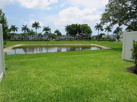 4332 Pond Lily Lane Lake Worth FL 33467