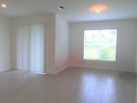 4332 Pond Lily Lane Lake Worth FL 33467