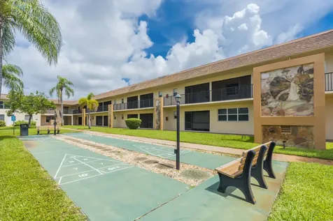 421 NE 1st Street Hallandale Beach FL 33009