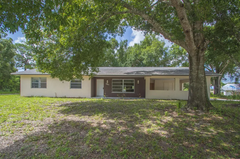 5605 38th Street Vero Beach FL 32966