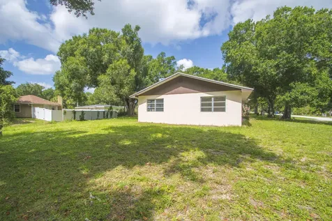 5605 38th Street Vero Beach FL 32966