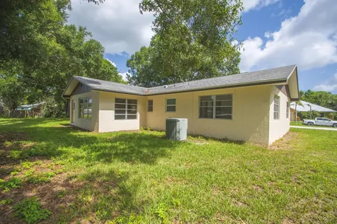 5605 38th Street Vero Beach FL 32966
