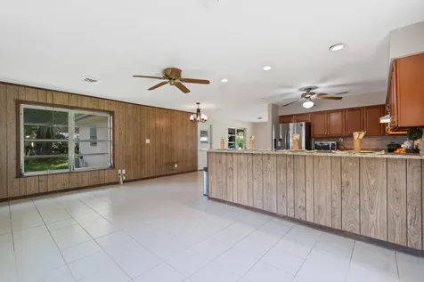 5605 38th Street Vero Beach FL 32966