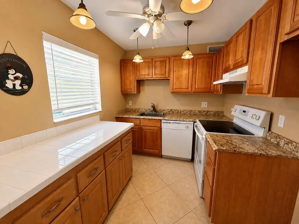 120 Brittany Terrace Delray Beach FL 33446