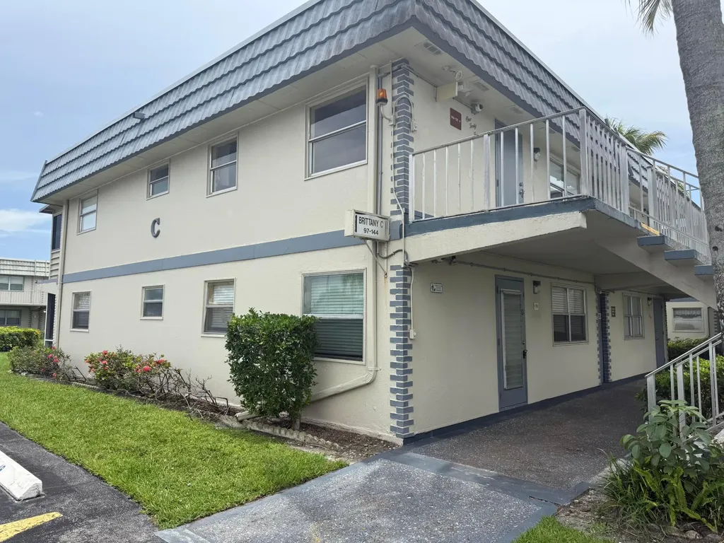 120 Brittany Terrace Delray Beach FL 33446