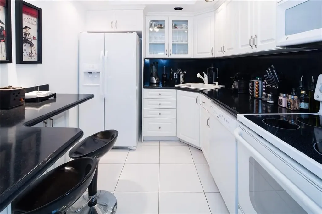 20379 W Country Club Drive W Aventura FL 33180