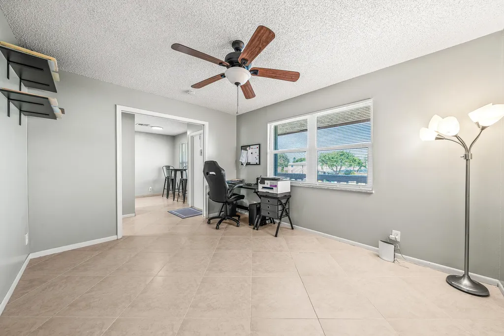 1640 NW 19th Terrace Delray Beach FL 33445