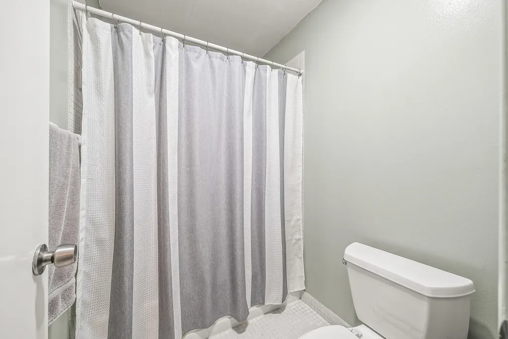 1640 NW 19th Terrace Delray Beach FL 33445