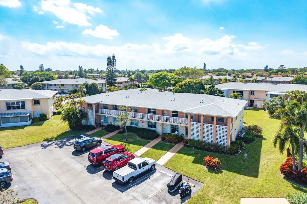 1640 NW 19th Terrace Delray Beach FL 33445