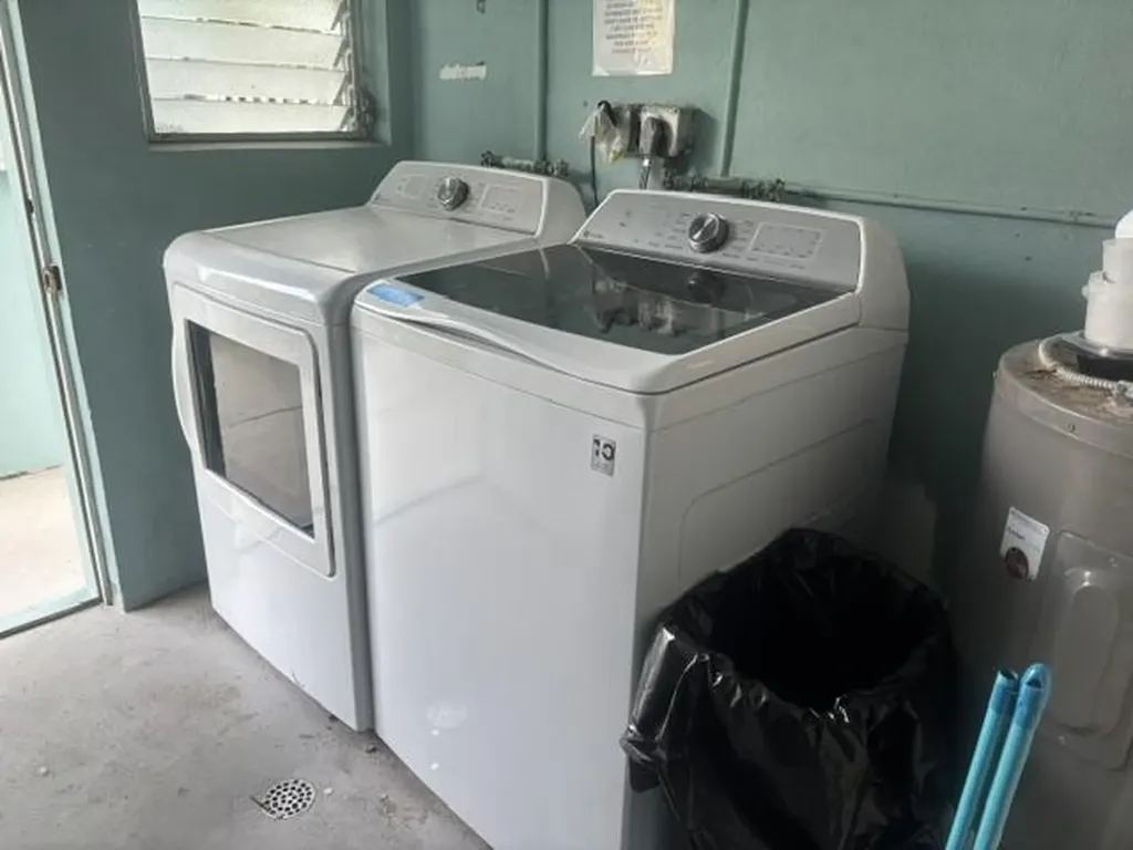 400 Northlake Court North Palm Beach FL 33408