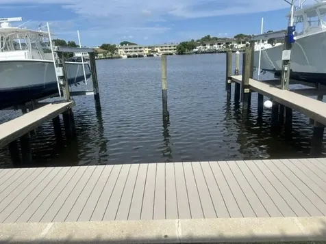 400 Northlake Court North Palm Beach FL 33408