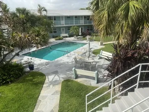 400 Northlake Court North Palm Beach FL 33408