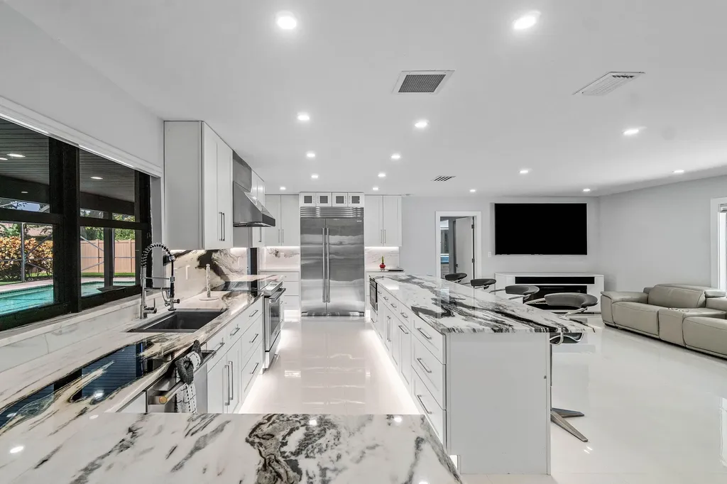 820 SW 16th Street Boca Raton FL 33486