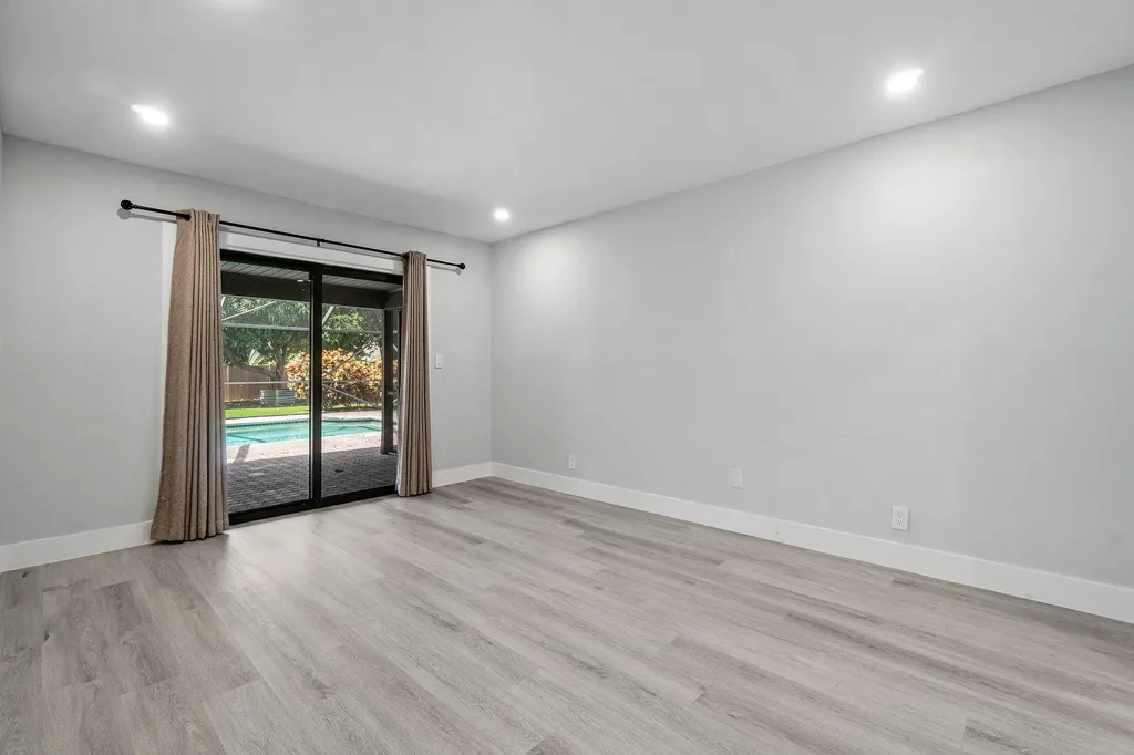 820 SW 16th Street Boca Raton FL 33486