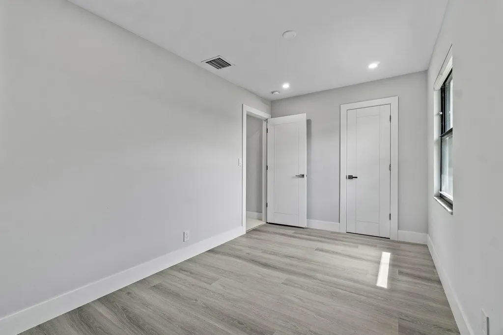 820 SW 16th Street Boca Raton FL 33486