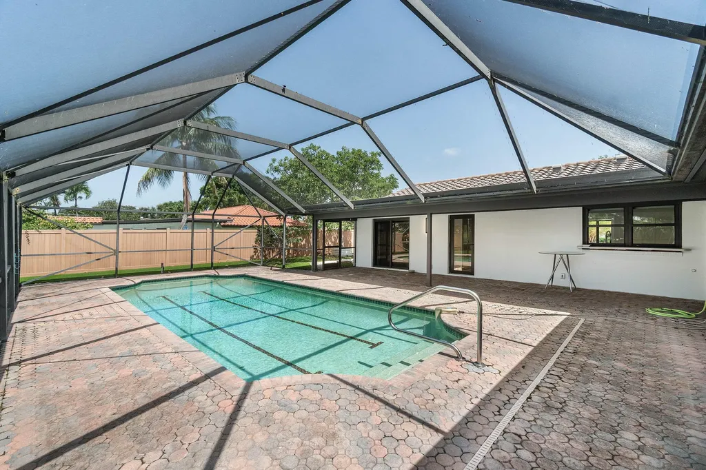 820 SW 16th Street Boca Raton FL 33486