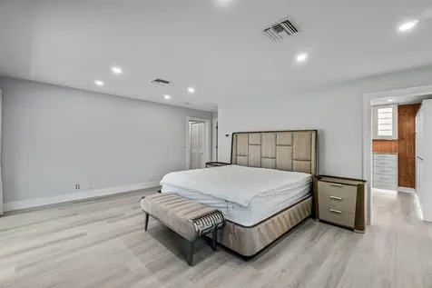 820 SW 16th Street Boca Raton FL 33486