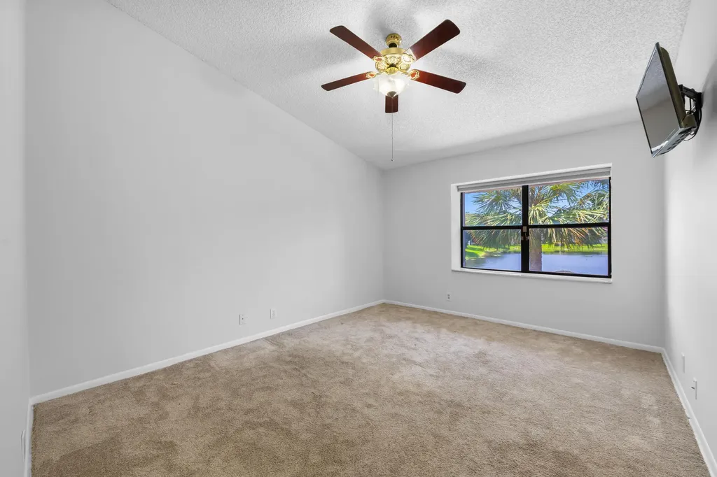 4586 Carambola Circle S Coconut Creek FL 33066