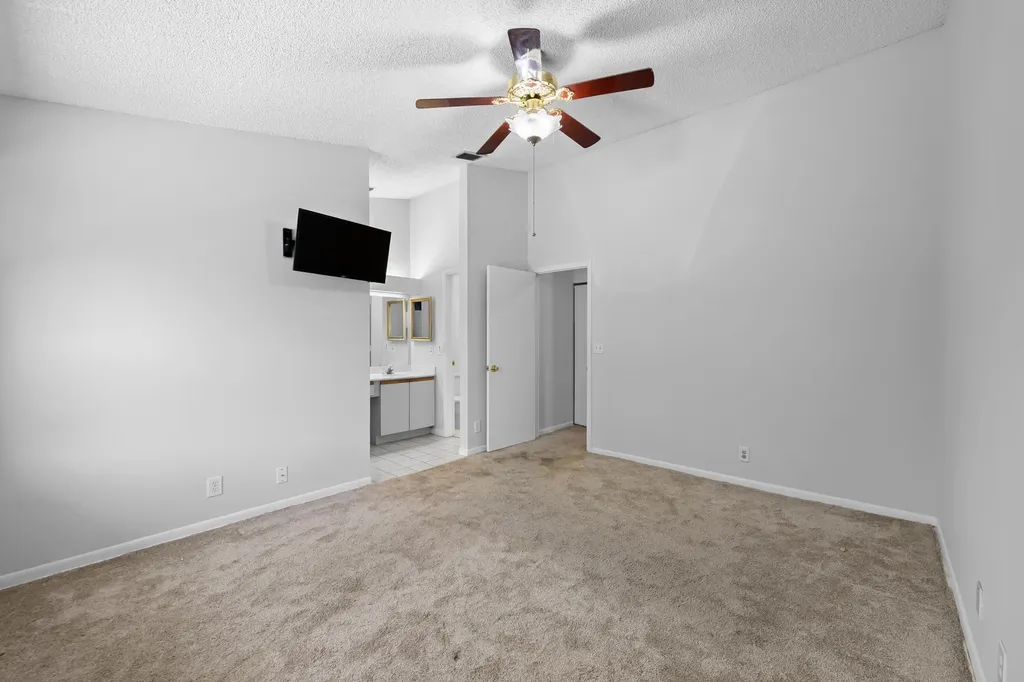 4586 Carambola Circle S Coconut Creek FL 33066