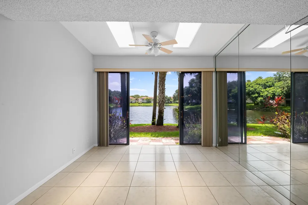 4586 Carambola Circle S Coconut Creek FL 33066