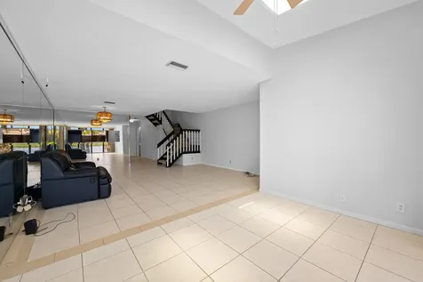 4586 Carambola Circle S Coconut Creek FL 33066
