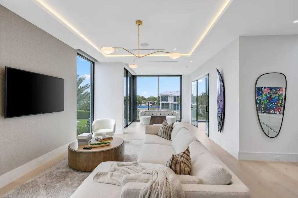 340 Grove Place Delray Beach FL 33444
