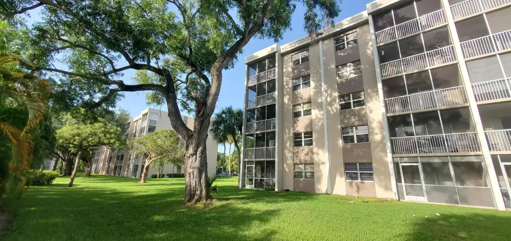 1100 NW 87th Avenue Coral Springs FL 33071