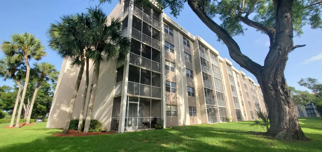 1100 NW 87th Avenue Coral Springs FL 33071