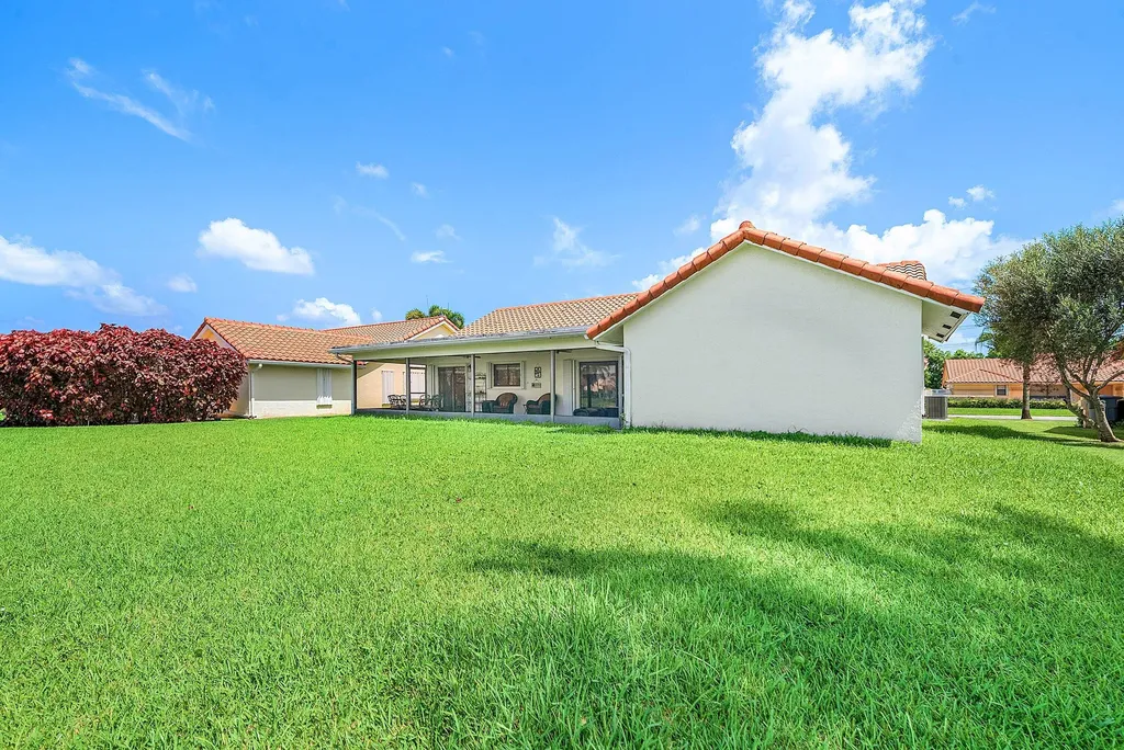 9295 Sun Pointe Drive Boynton Beach FL 33437